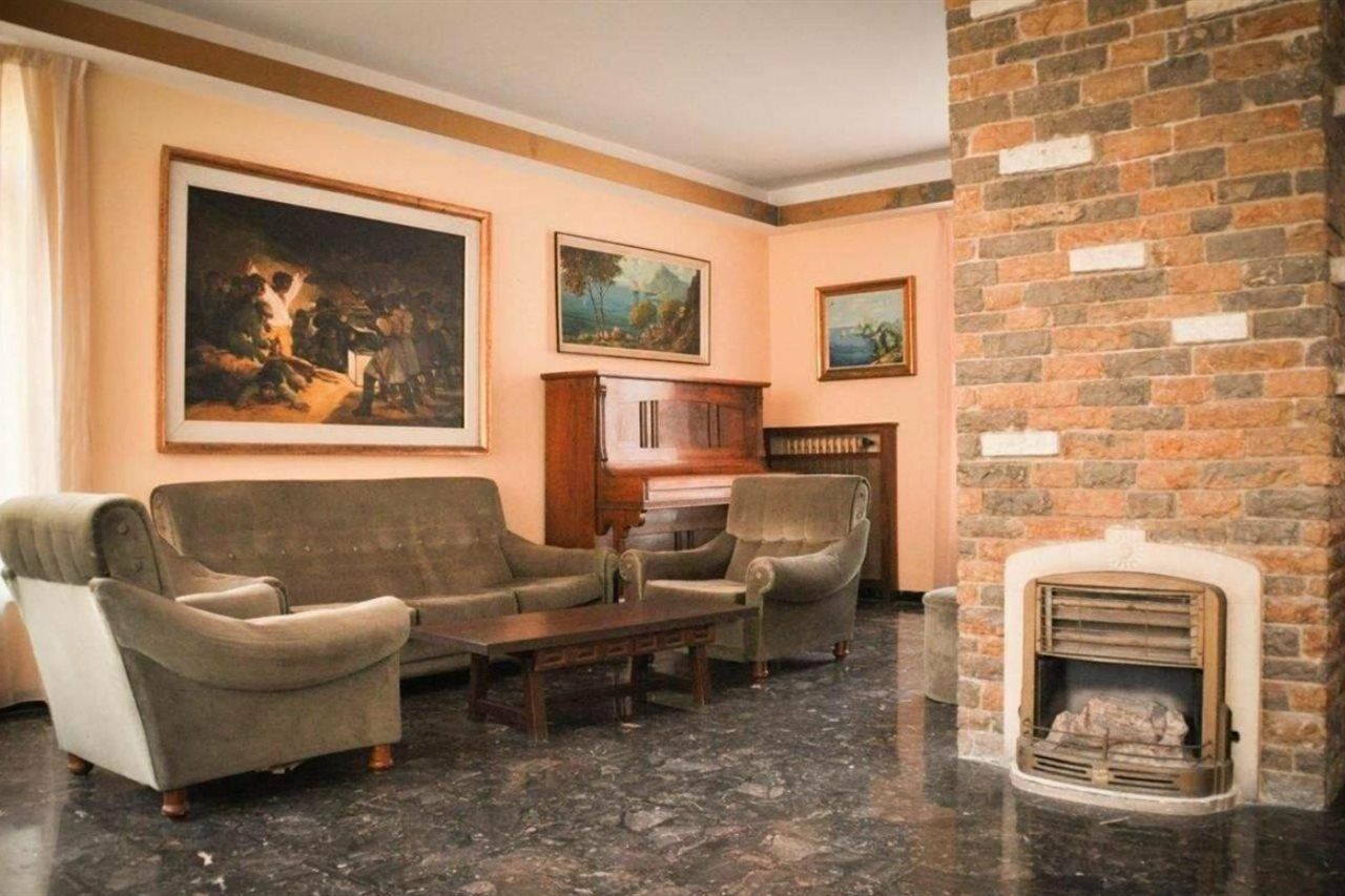 Iris - Only Adults Hotell